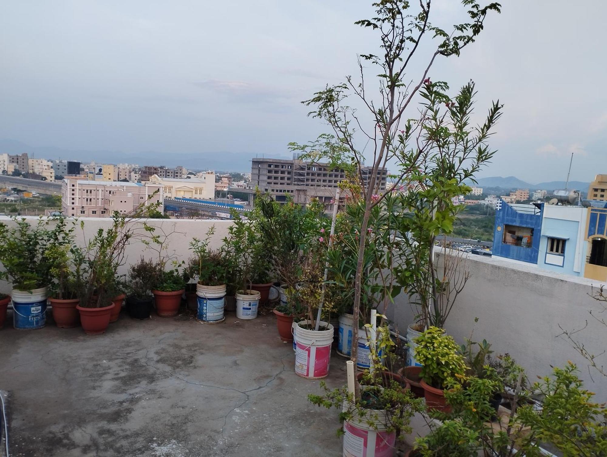 Sls Homestay - Luxury Ac Service Apartments 1Bhk, 2Bhk, 3Bhk - Direct Flyover To Alipiri Tirumala Gate - Walk To Ps4 Pure Veg Restaurants, Supermarkets - Near To National Highway & Padmavathi Amma Temple - Modular Kitchen, Living Room -Free Superfast Tirupati Exterior foto